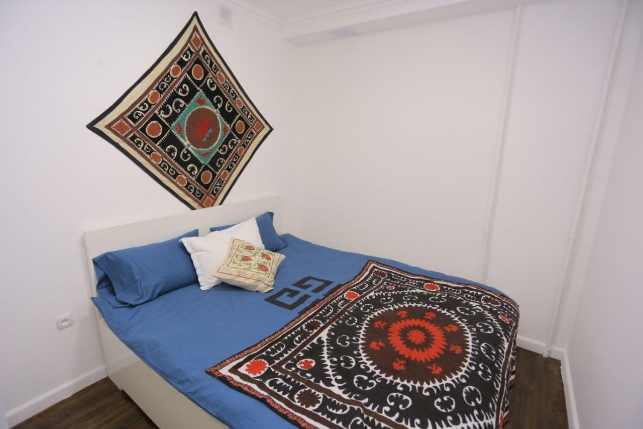 Luxury 2 Bedrooms Apartment Walking Distance From Gur-Emir Samarkand Exterior photo